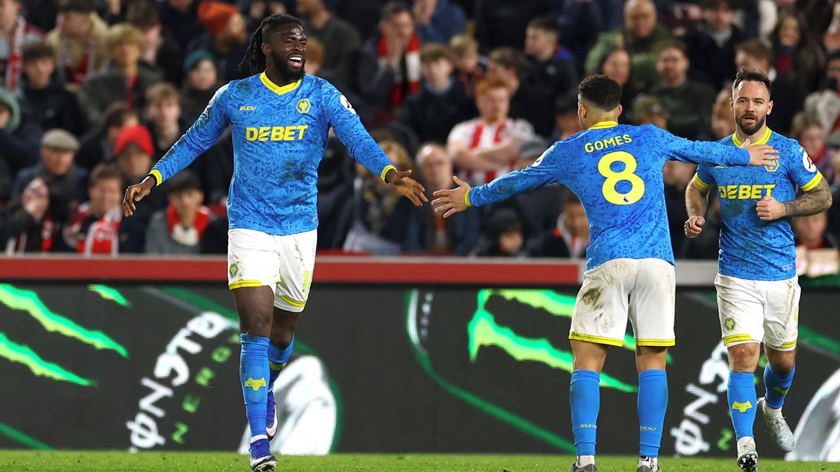 Wolverhampton s Krejčím smazal proti Brentfordu dvougólové manko